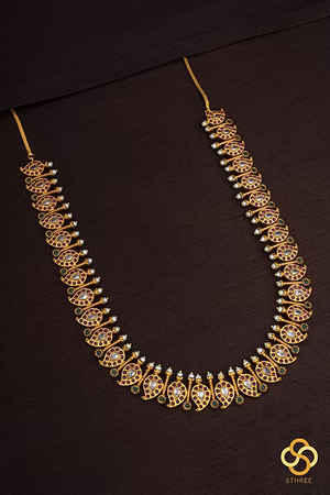 Mangai Malai Necklace - Ruby red with pearls