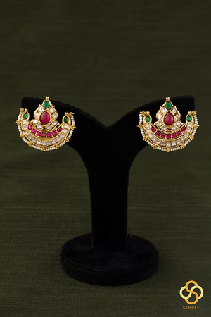 Five Deepam Kundan Choker Set