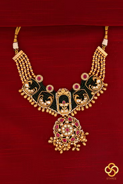 Emerald Green (7 Liner) with Jadau Kundan Pendant - Red Mogappu