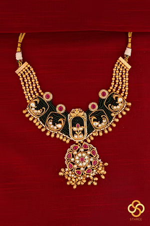 Emerald Green (7 Liner) with Jadau Kundan Pendant - Red Mogappu