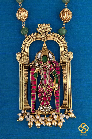 Meenakshi Amman (Big) Jadau kundan with Green / Gold Balls