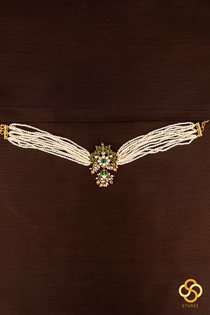925 Silver - Pearls with Mayil Pendant - Emerald green