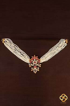 925 Silver - Pearls with Mayil pendant - Ruby red