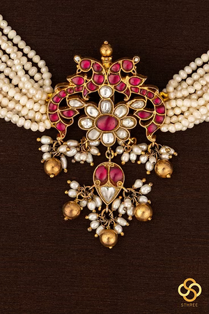 925 Silver - Pearls with Mayil pendant - Ruby red