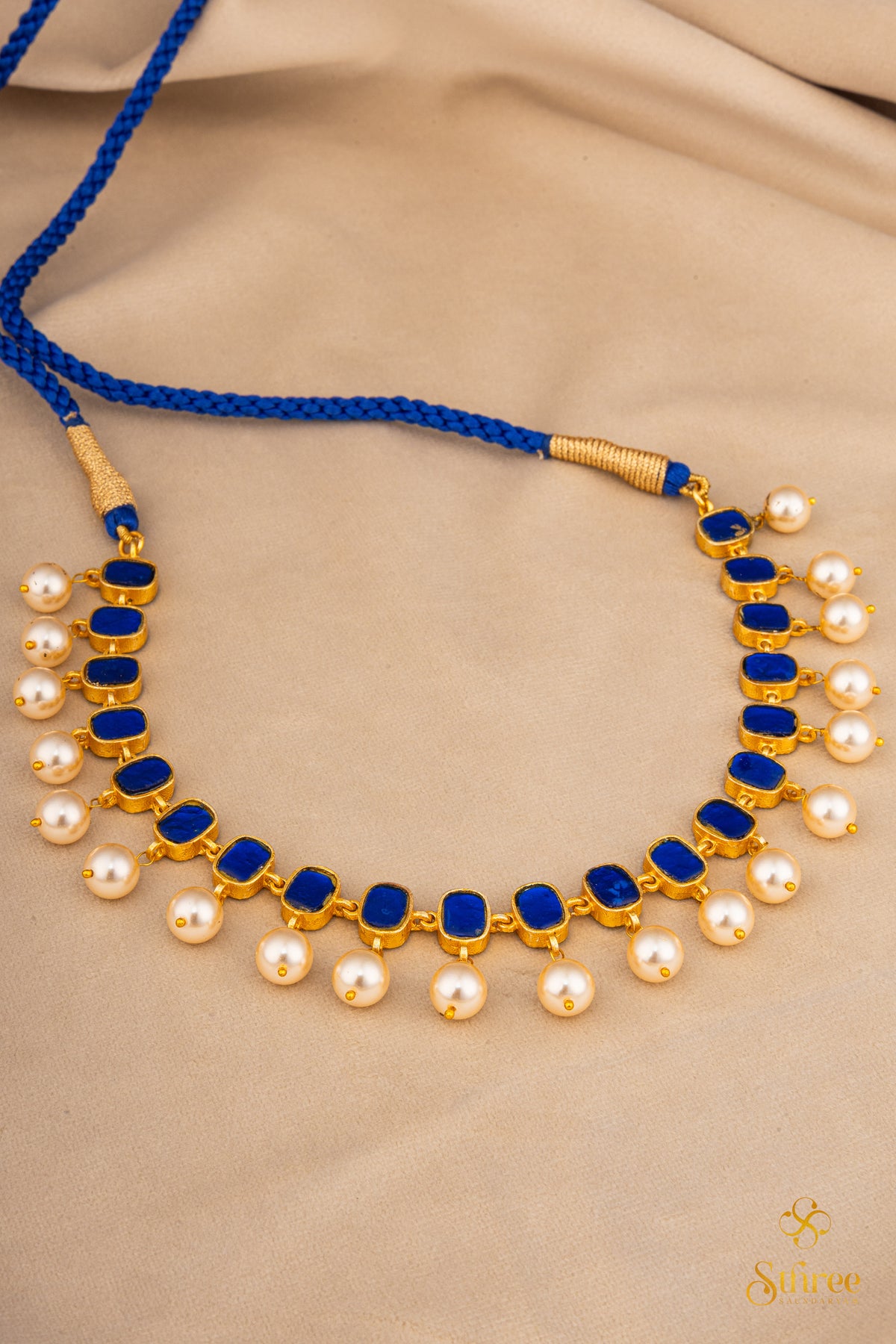 Reversible Necklace - Sapphire blue and White