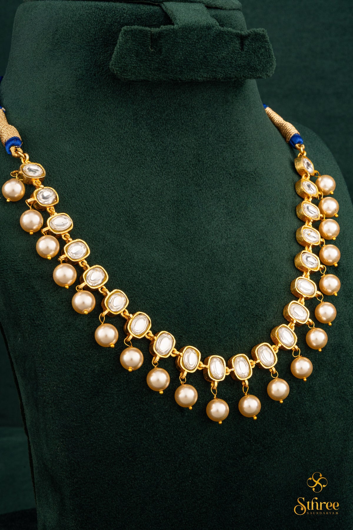 Reversible Necklace - Sapphire blue and White