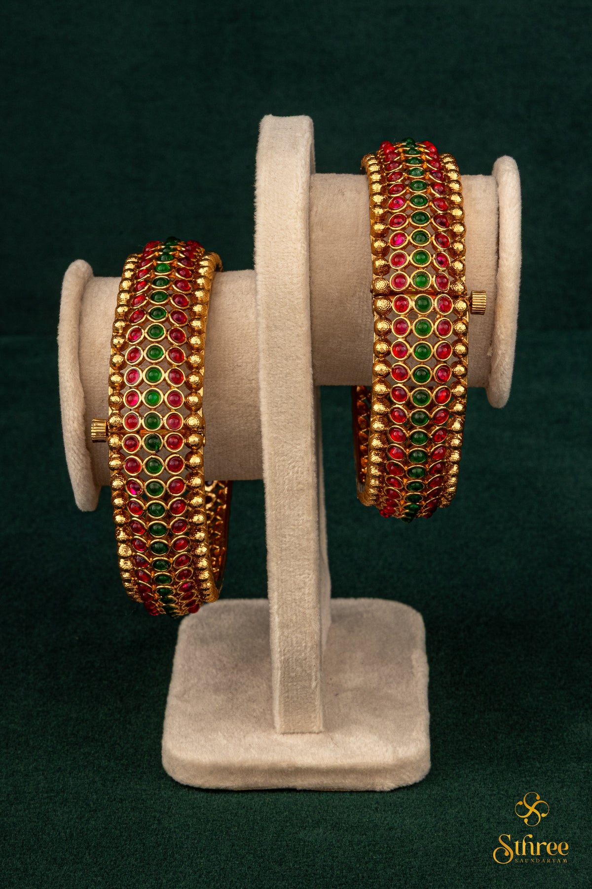 Antique finish Kada - Green & Ruby red