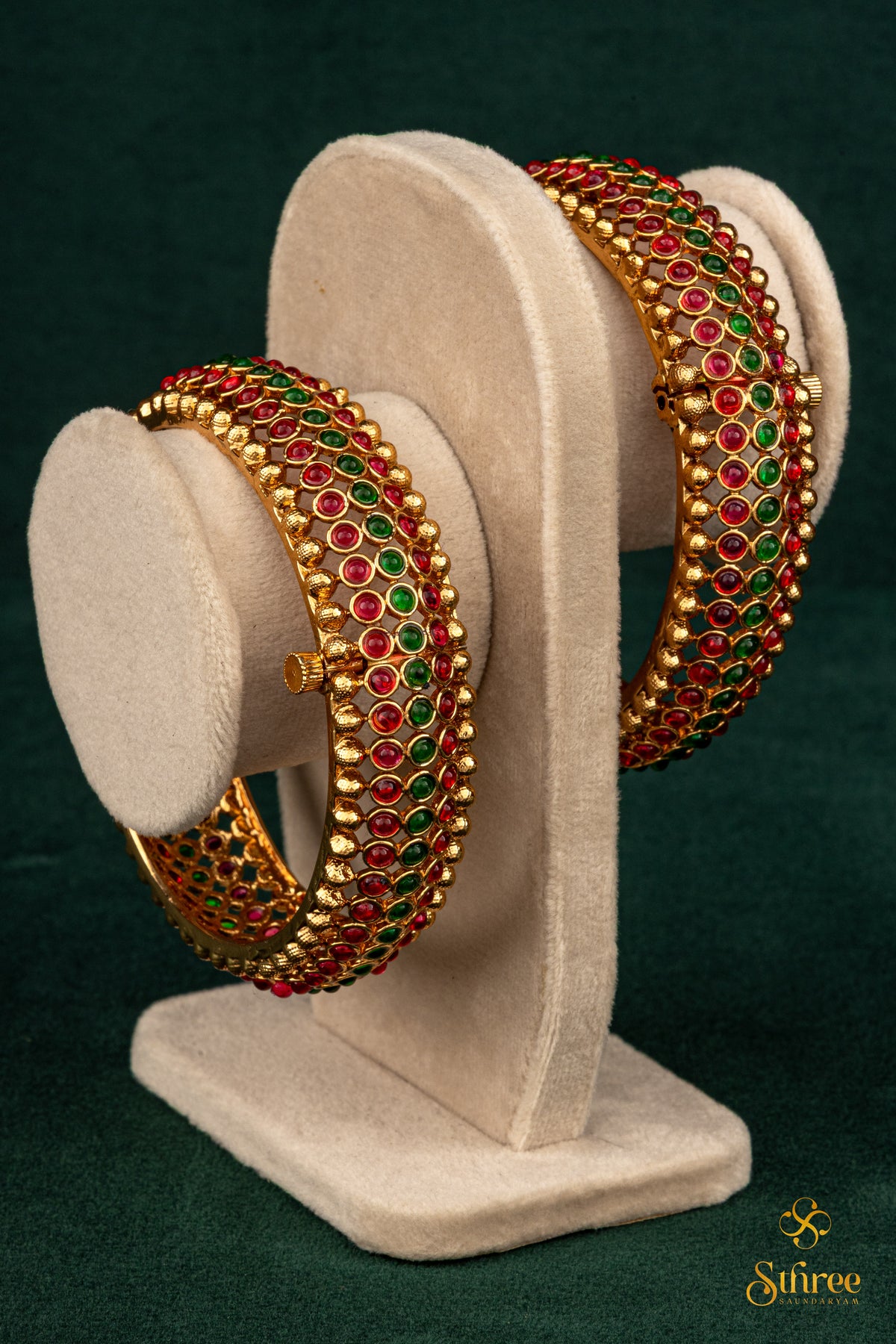 Antique finish Kada - Green & Ruby red