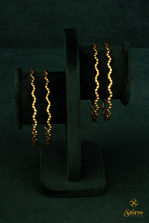 Neli Pattern Bangles - Set of 4