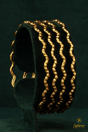 Neli Pattern Bangles - Set of 4