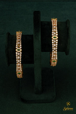 Zircon with Emerald green - Set of 2