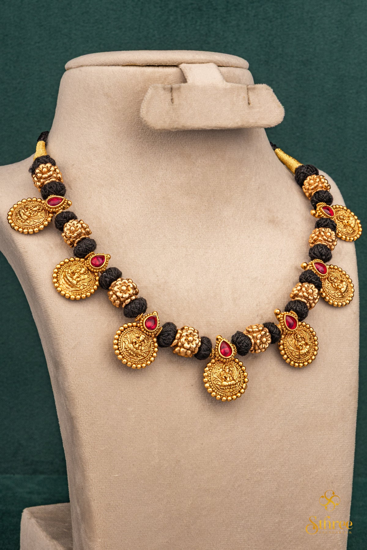 Kasumalai in black thread