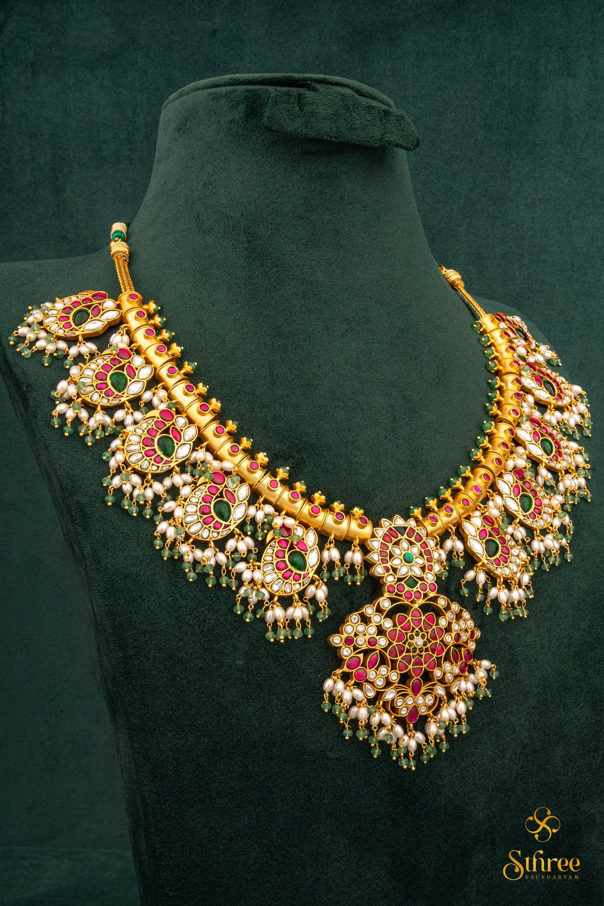 Mayil Guttapusalu with pearls