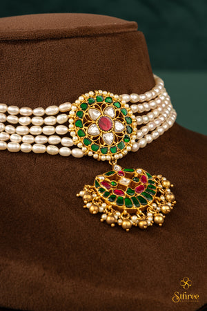 925 Silver Fresh Water Pearls Choker - Emerald green with Kemp red