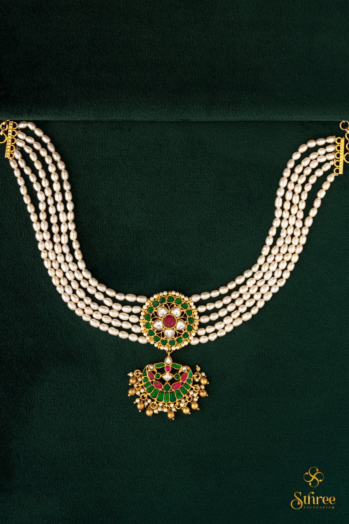 925 Silver Fresh Water Pearls Choker - Emerald green with Kemp red