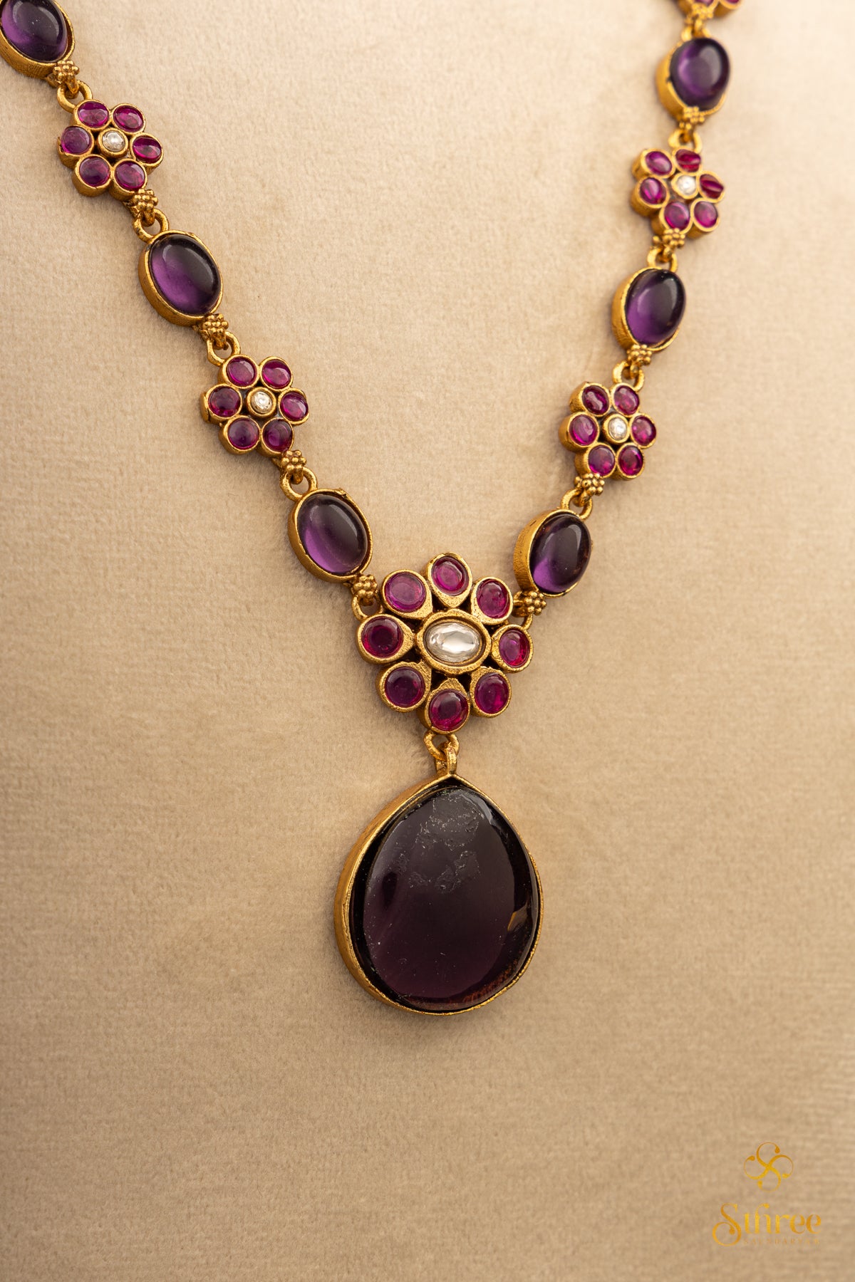 Cabachons with Floral pattern - Amethyst Colour