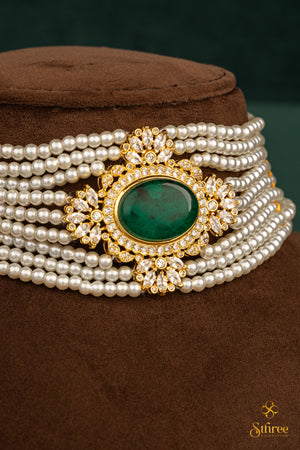 9 - Liner Pearls with Emerald green pendant choker