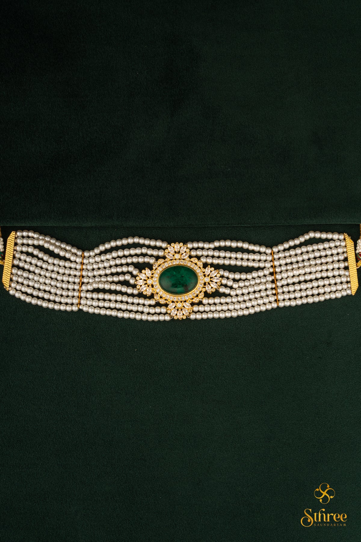 9 - Liner Pearls with Emerald green pendant choker