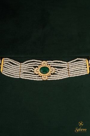 9 - Liner Pearls with Emerald green pendant choker