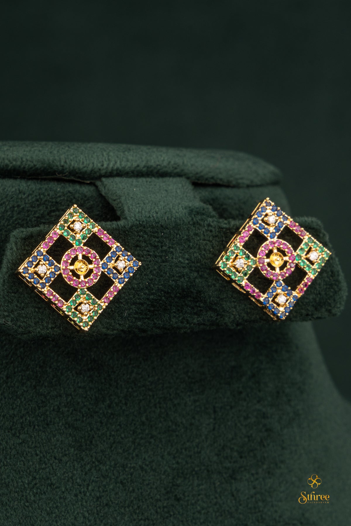 Multi - colour kolam pendant with chain
