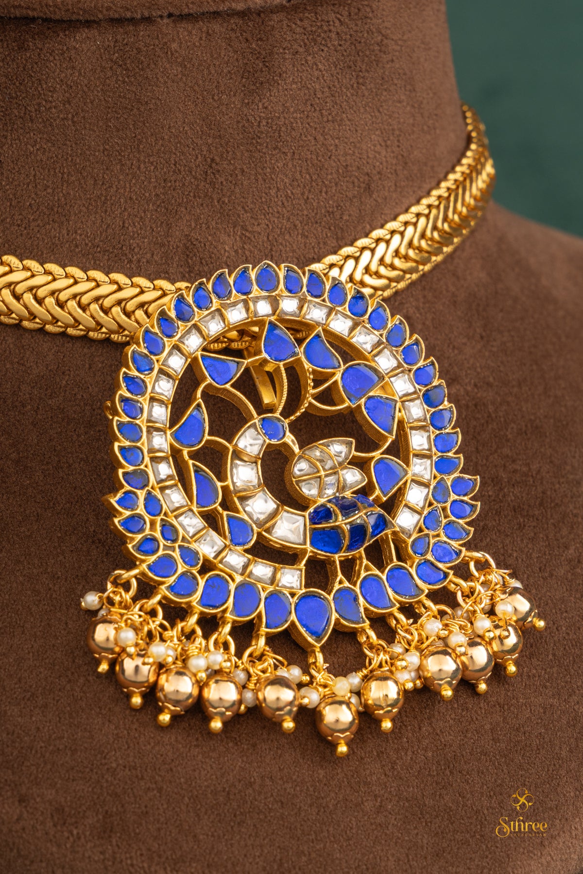 Mayil Addigai - Sapphire blue