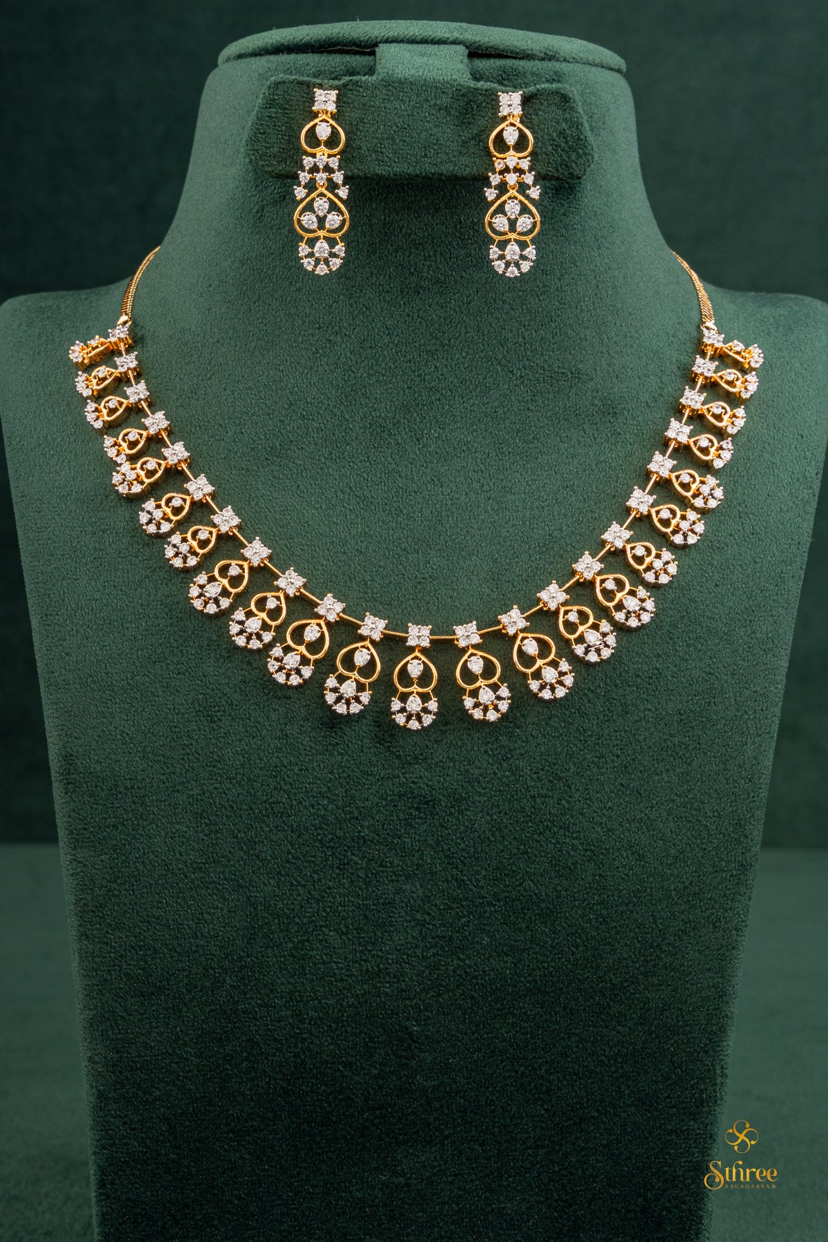 Vaira addigai necklace set