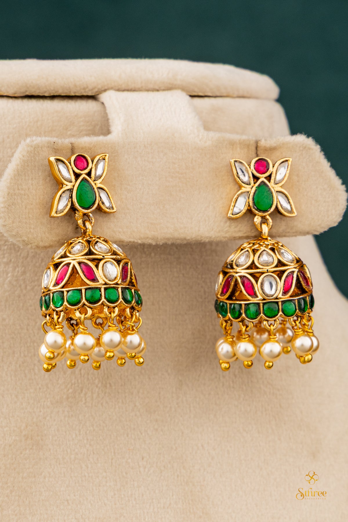Pachai Kal addigai set