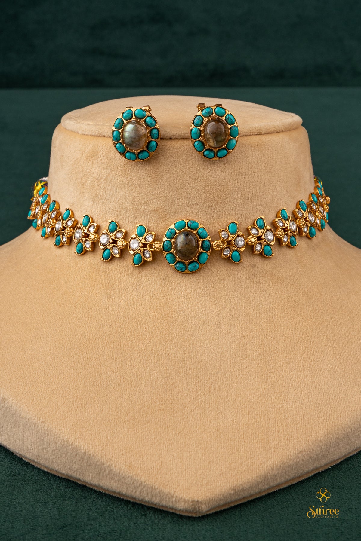 Turquoise blue choker
