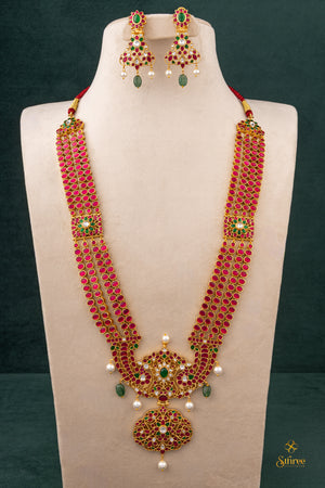 Ruby Red - Makarakanthi Pendant in Four Lines