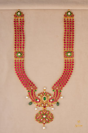 Ruby Red - Makarakanthi Pendant in Four Lines
