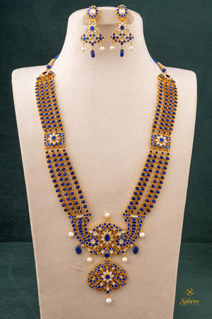 Sapphire blue - Makarakanthi Pendant in Four Lines
