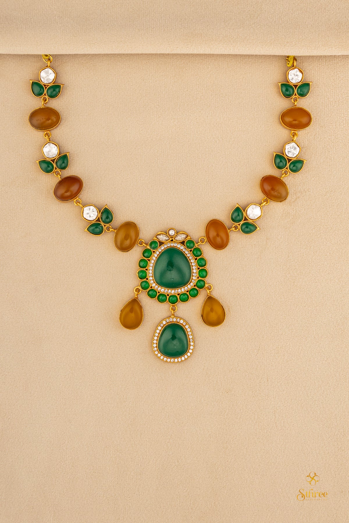 Cabachons - Citrine yellow with Emerald green