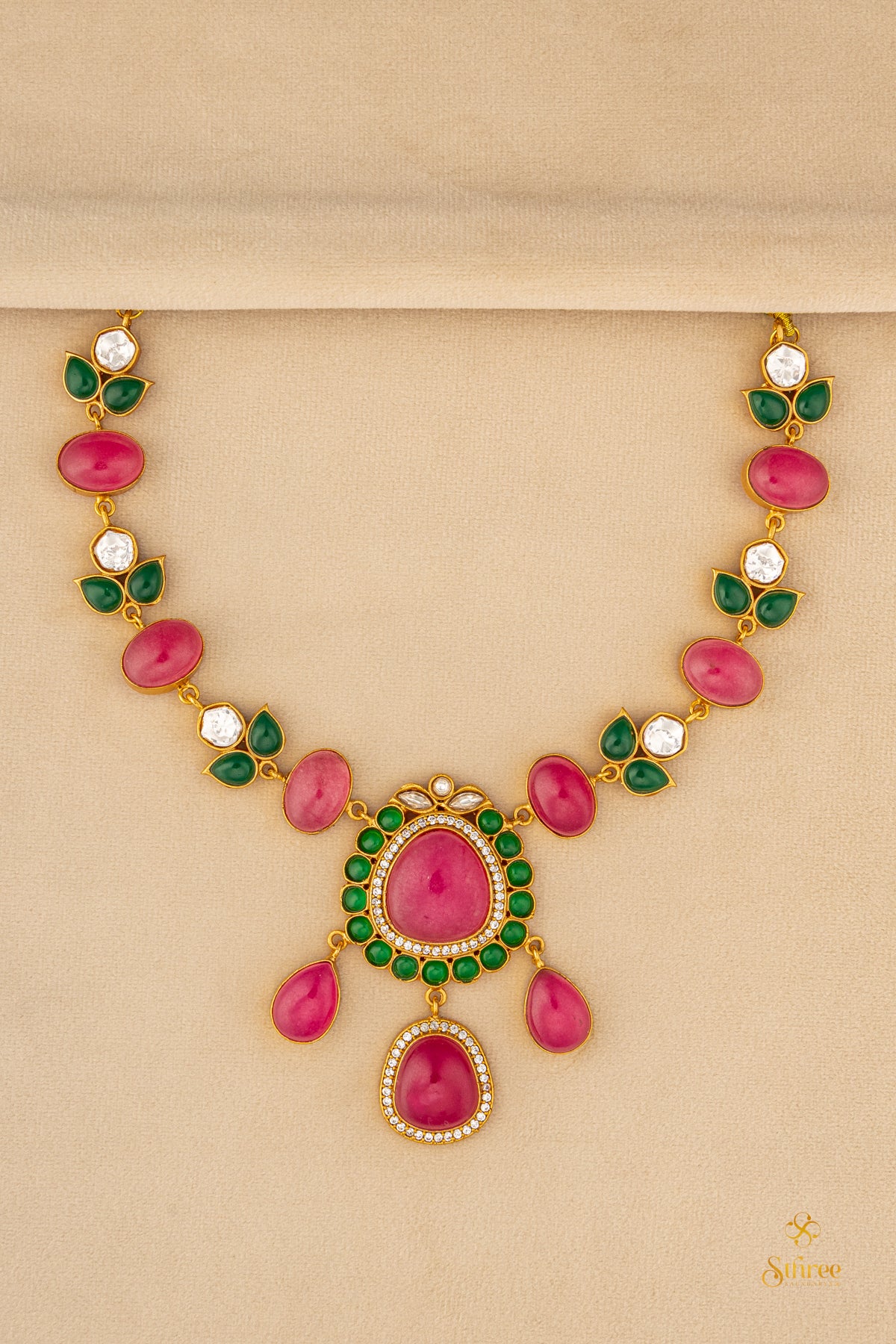 Cabachons - Ruby with Emerald green