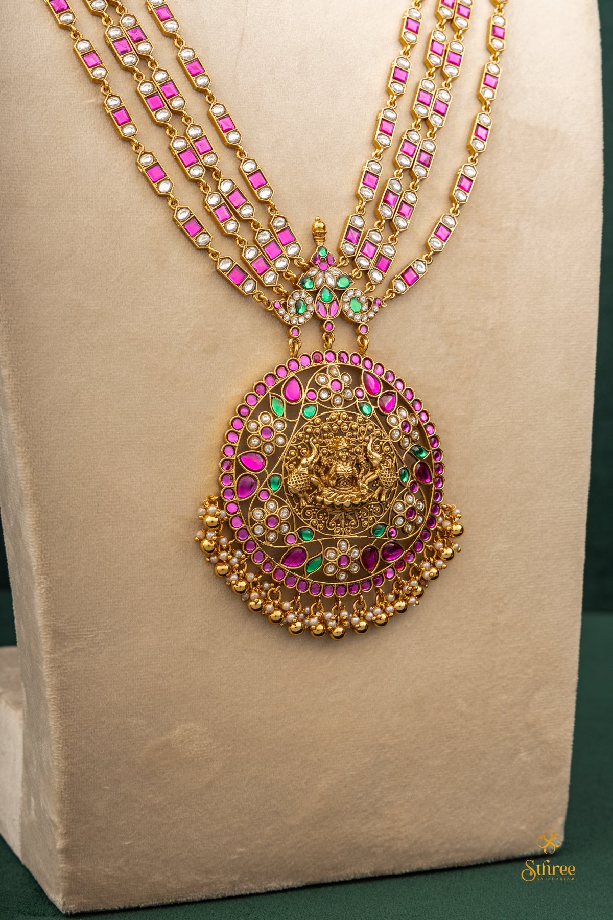 Four liner Rakkodi - Ruby red with Gold balls