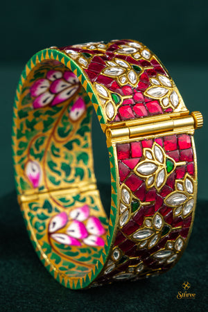 Gulabi Kada