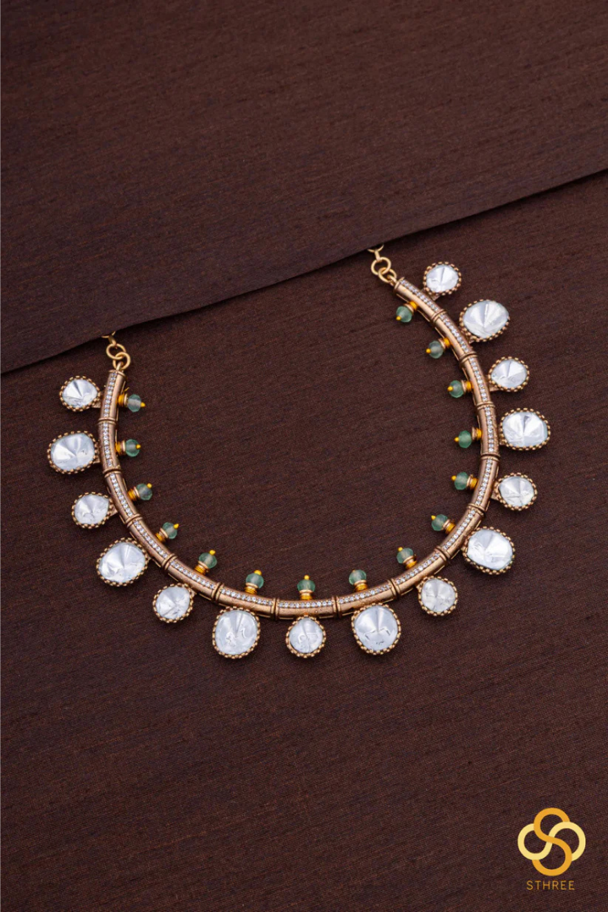 Kundan Kasumalai - Light Green Beads on Top