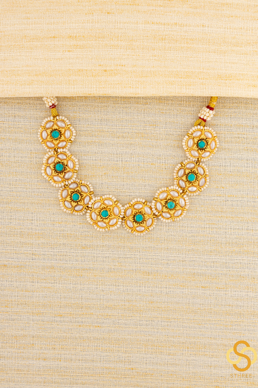 Jadau Kundan Choker - White and Turquoise Centre Stones