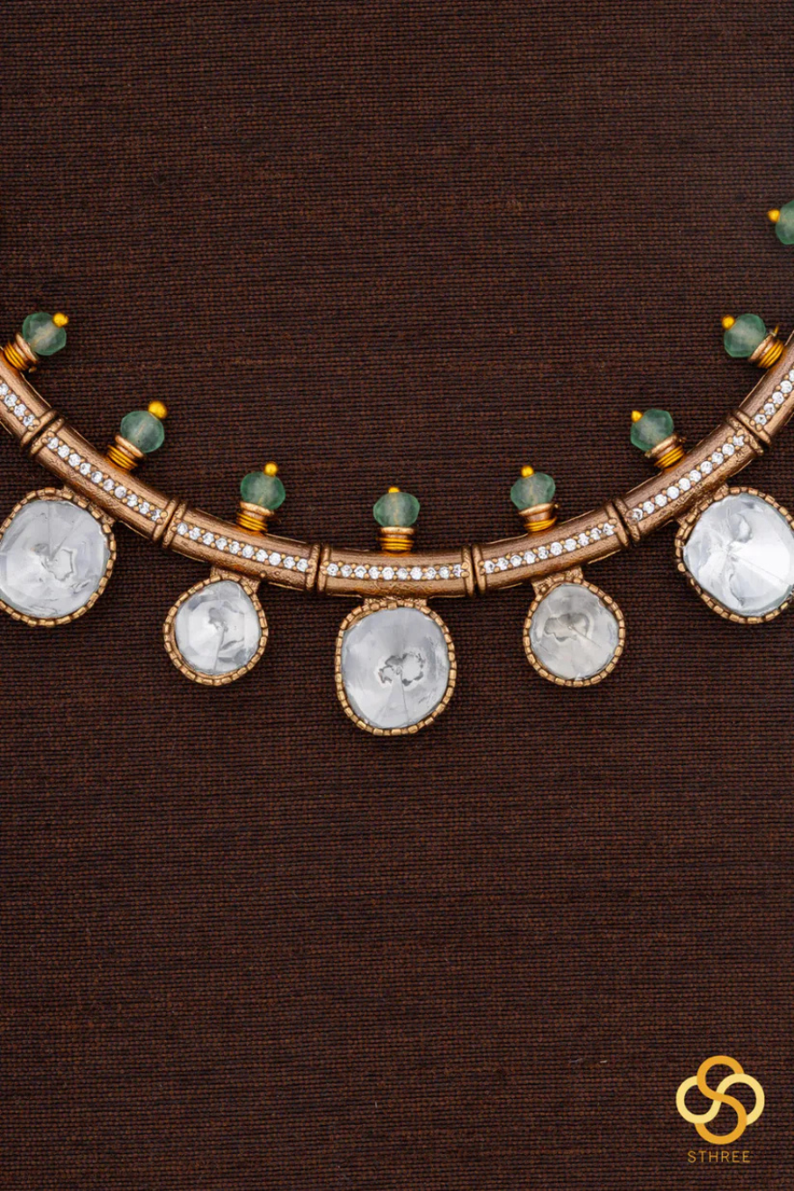 Kundan Kasumalai - Light Green Beads on Top