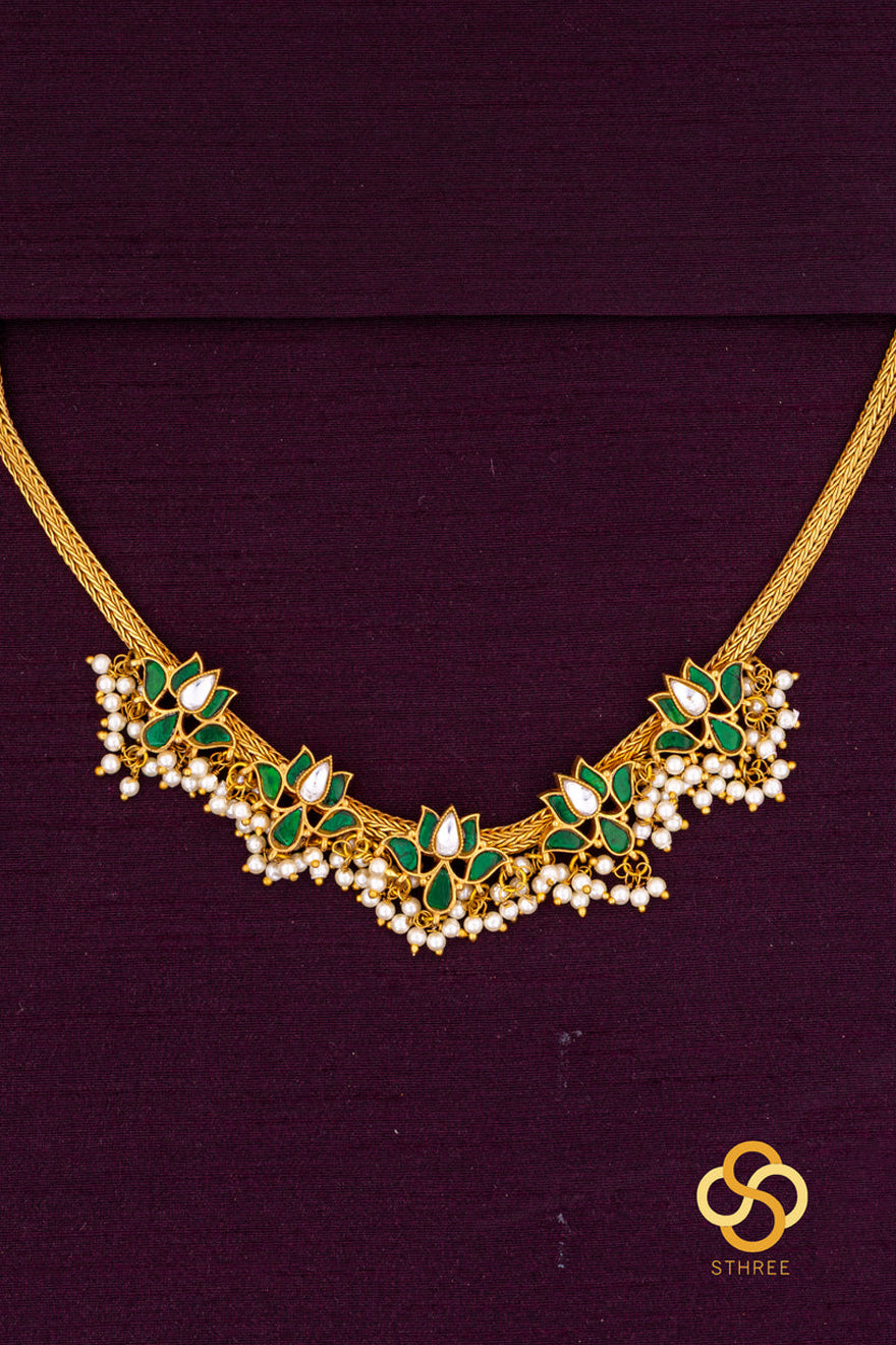 925 Silver - Five Lotus Necklace Set - Emerald Green with Pearls