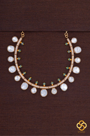 Kundan Kasumalai - Light Green Beads on Top