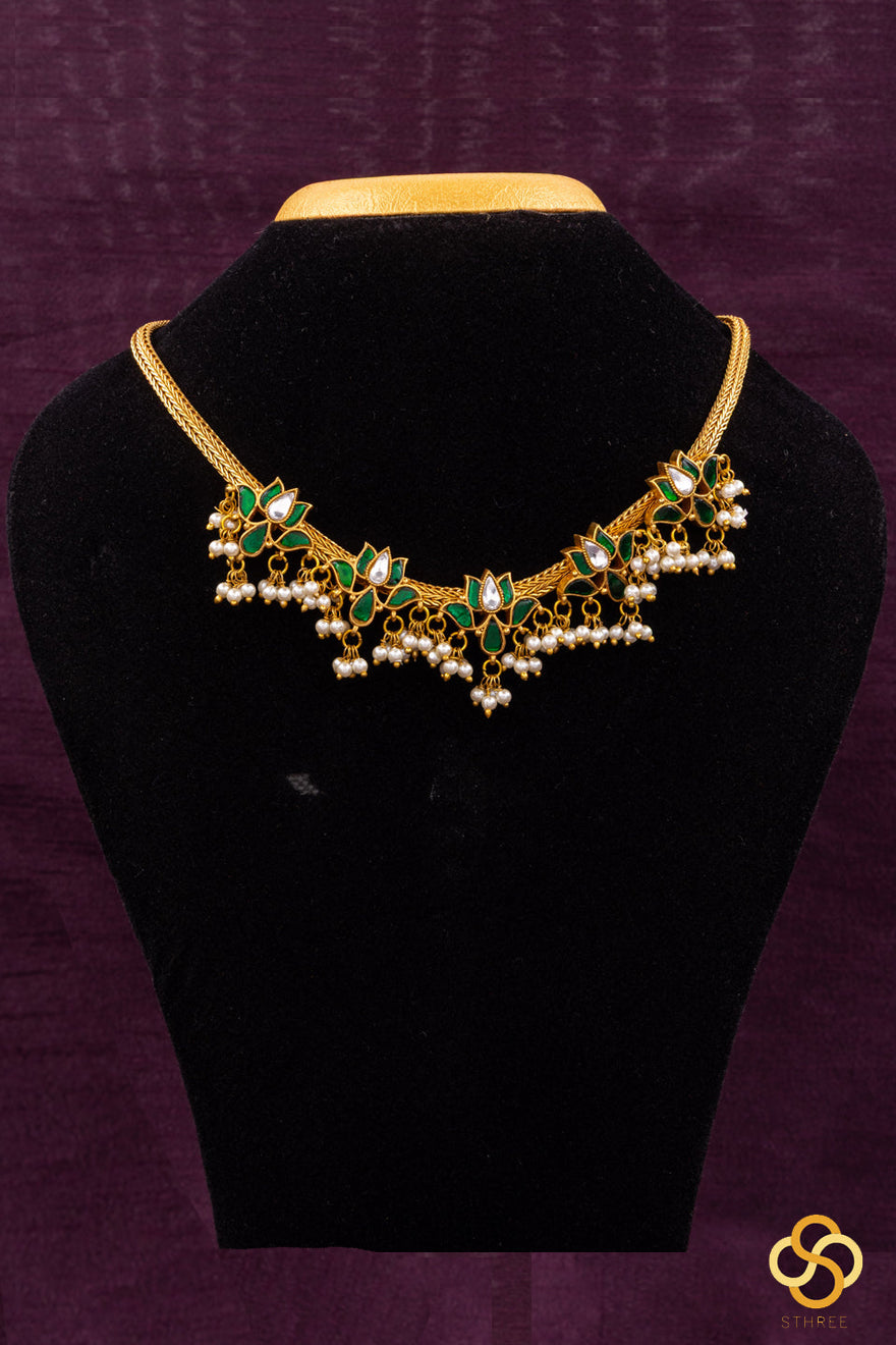 925 Silver - Five Lotus Necklace Set - Emerald Green with Pearls