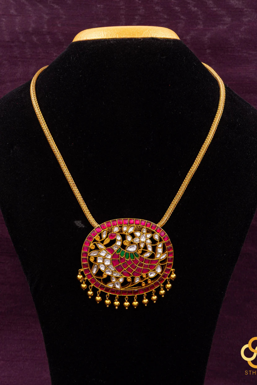925 Silver - Annapakshi Padakkam - Kemp red