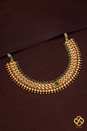 Tussi pattern Necklace - Emerald green