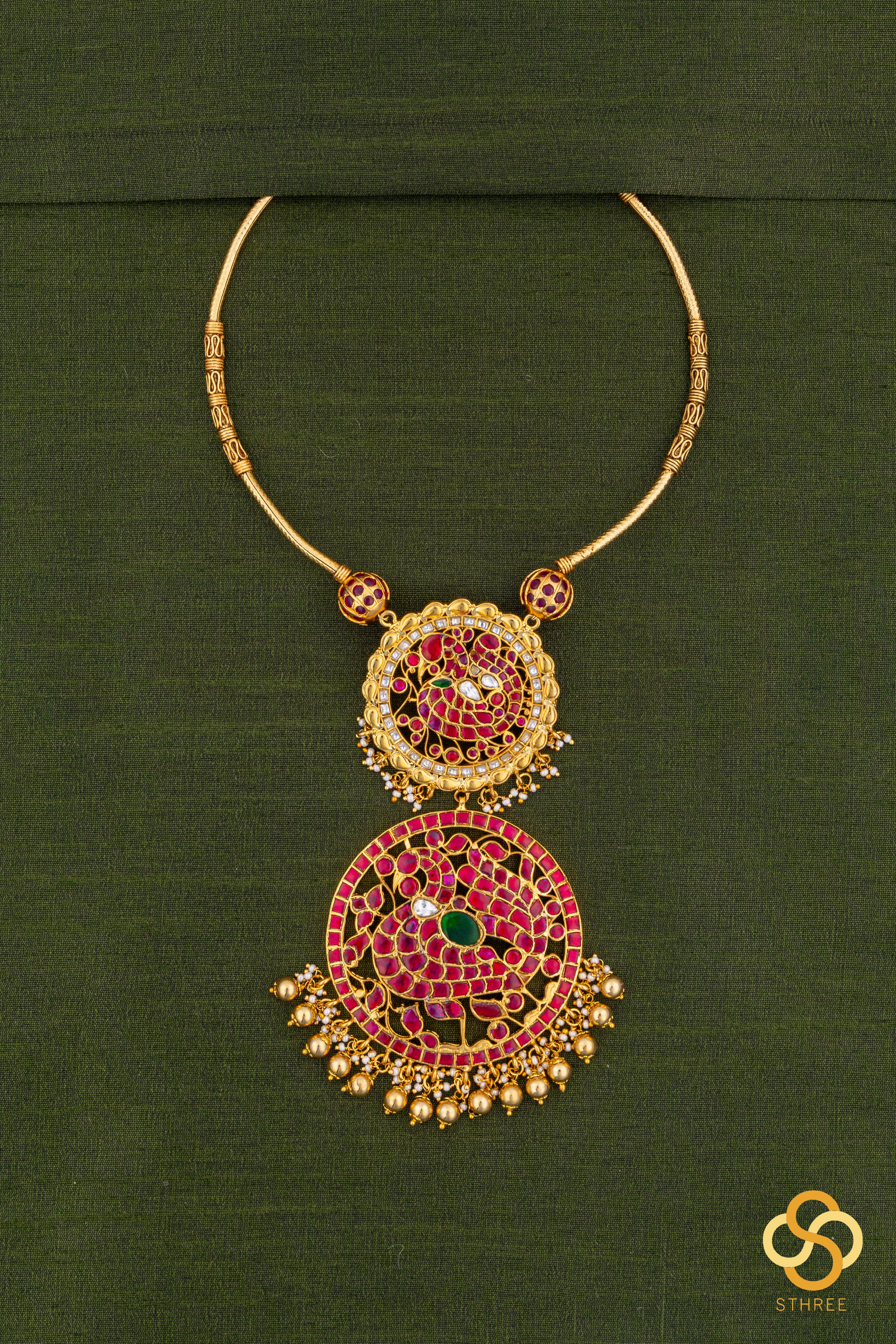 Hasli set - Mayil pendent