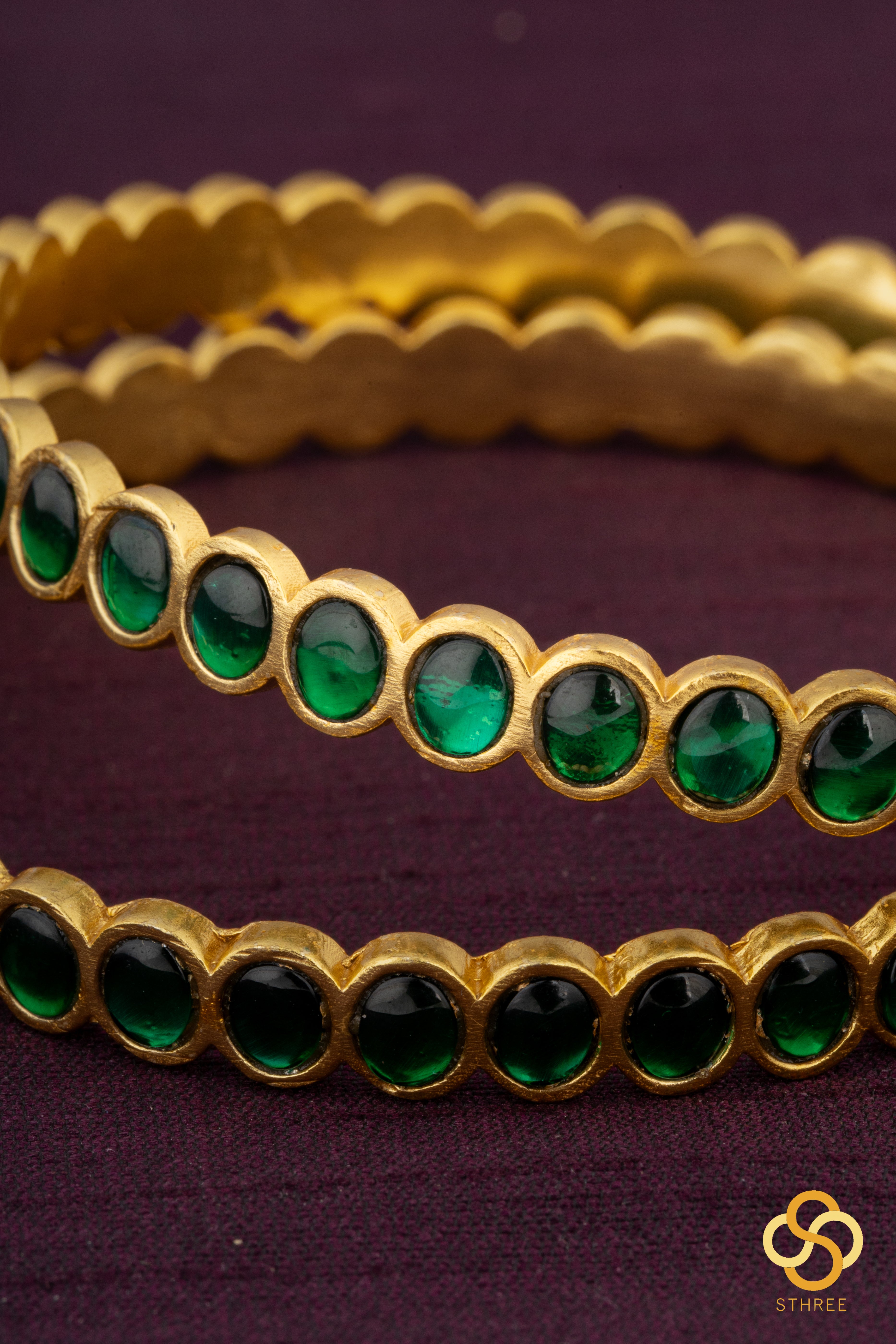 Jadau Kundan bangles - Emerald Green