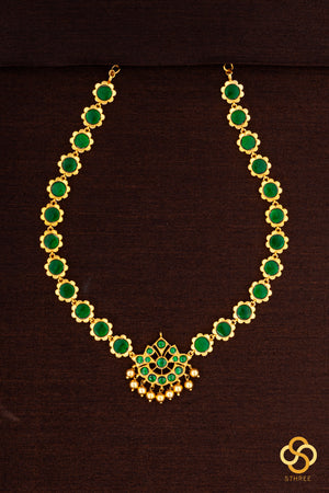 Palakkad Neckalace - Single liner - Emerald Green