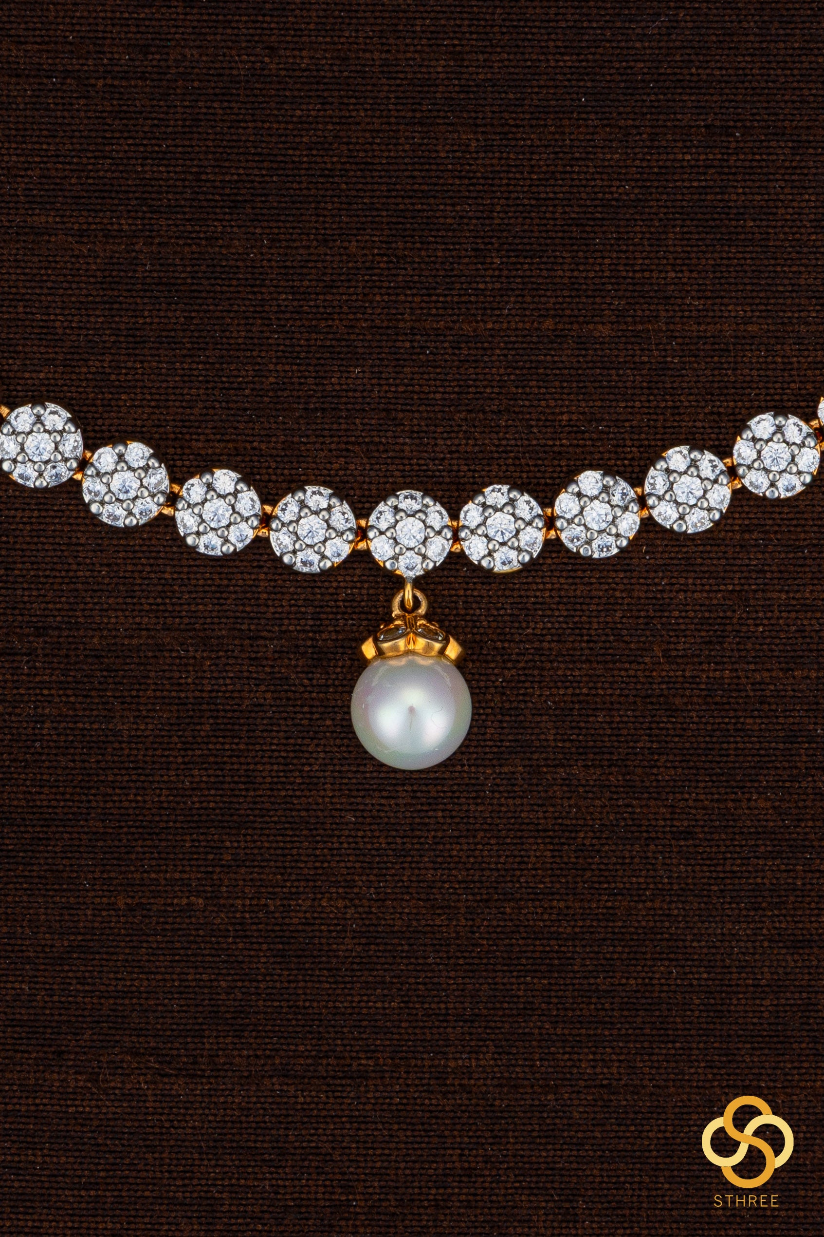 7-stone zircon diamond pattern