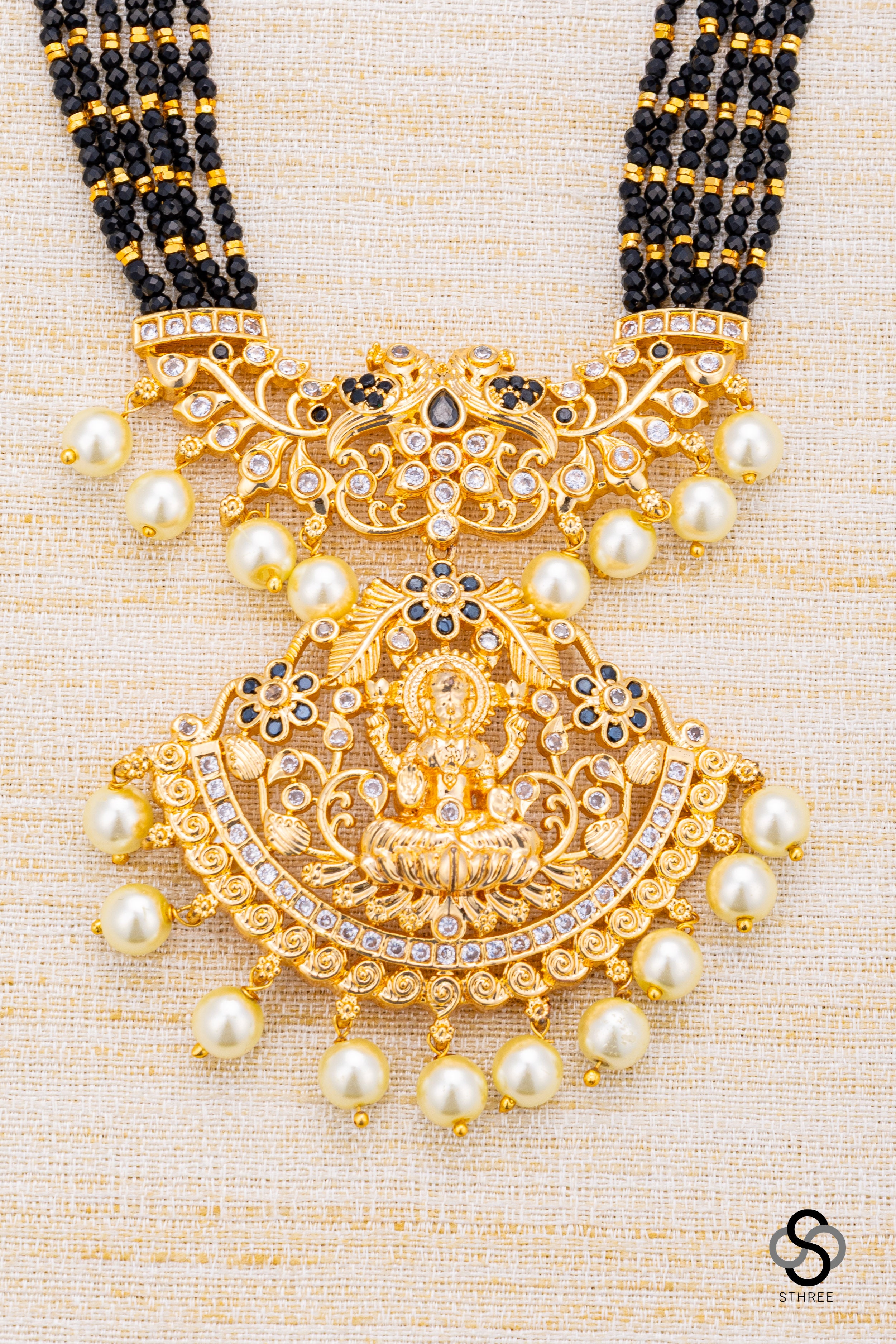 Karugamani with lakshmi  pendant