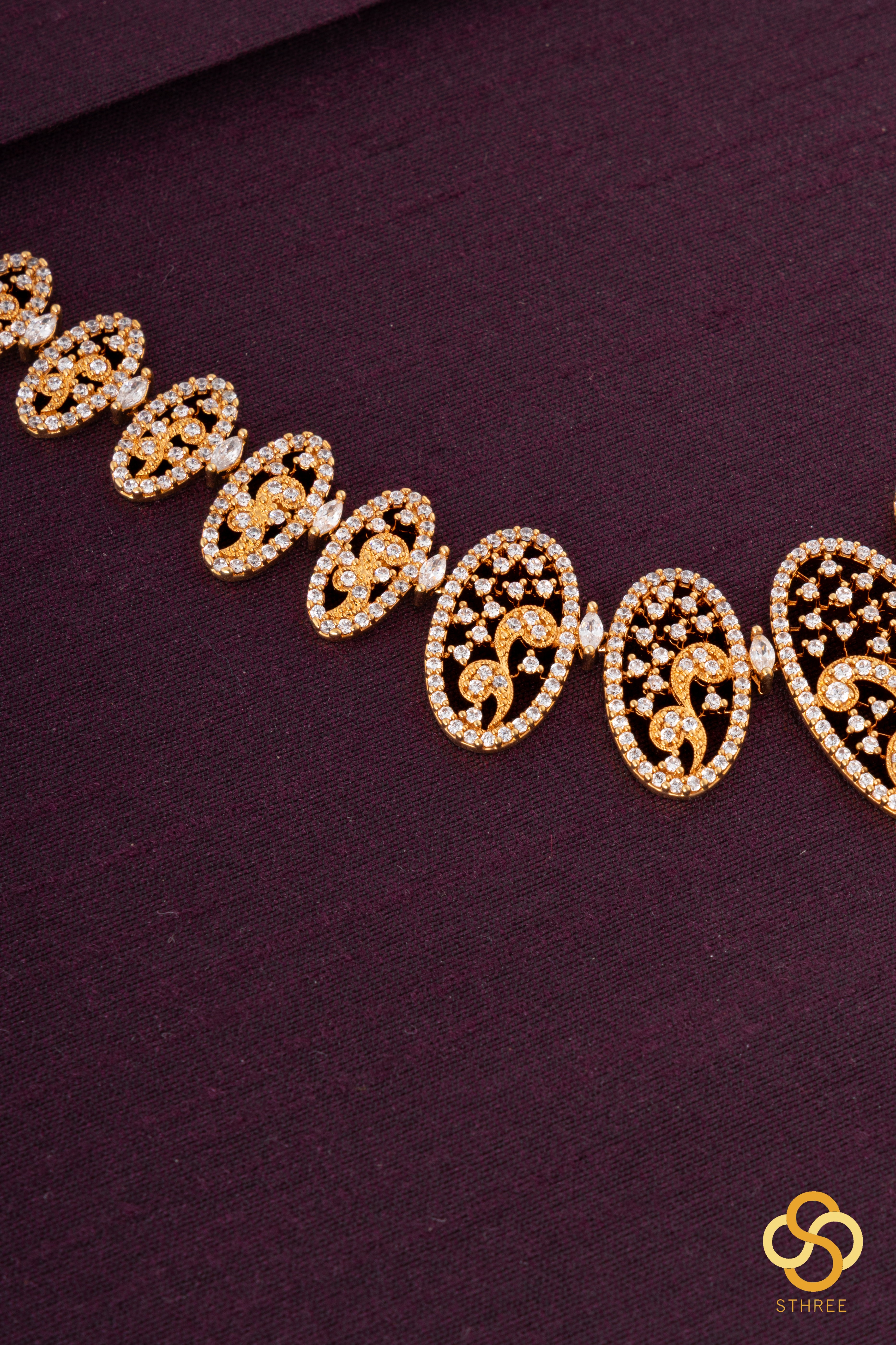 Diamond Pattern - Zircon