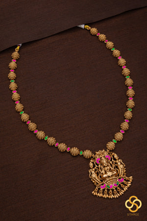 Lakshmi pendant with Rajkot Chain
